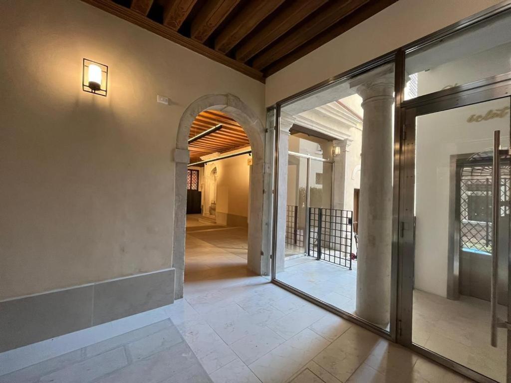 Appartement Immobiliare Nk Palazzo Bonvicini à Venise Extérieur photo